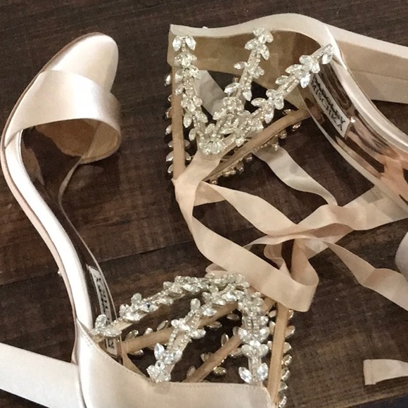 NEW BHLDN x Badgley Mischa Ever After Bridal Heels Crystal Satin - Picture 8 of 8